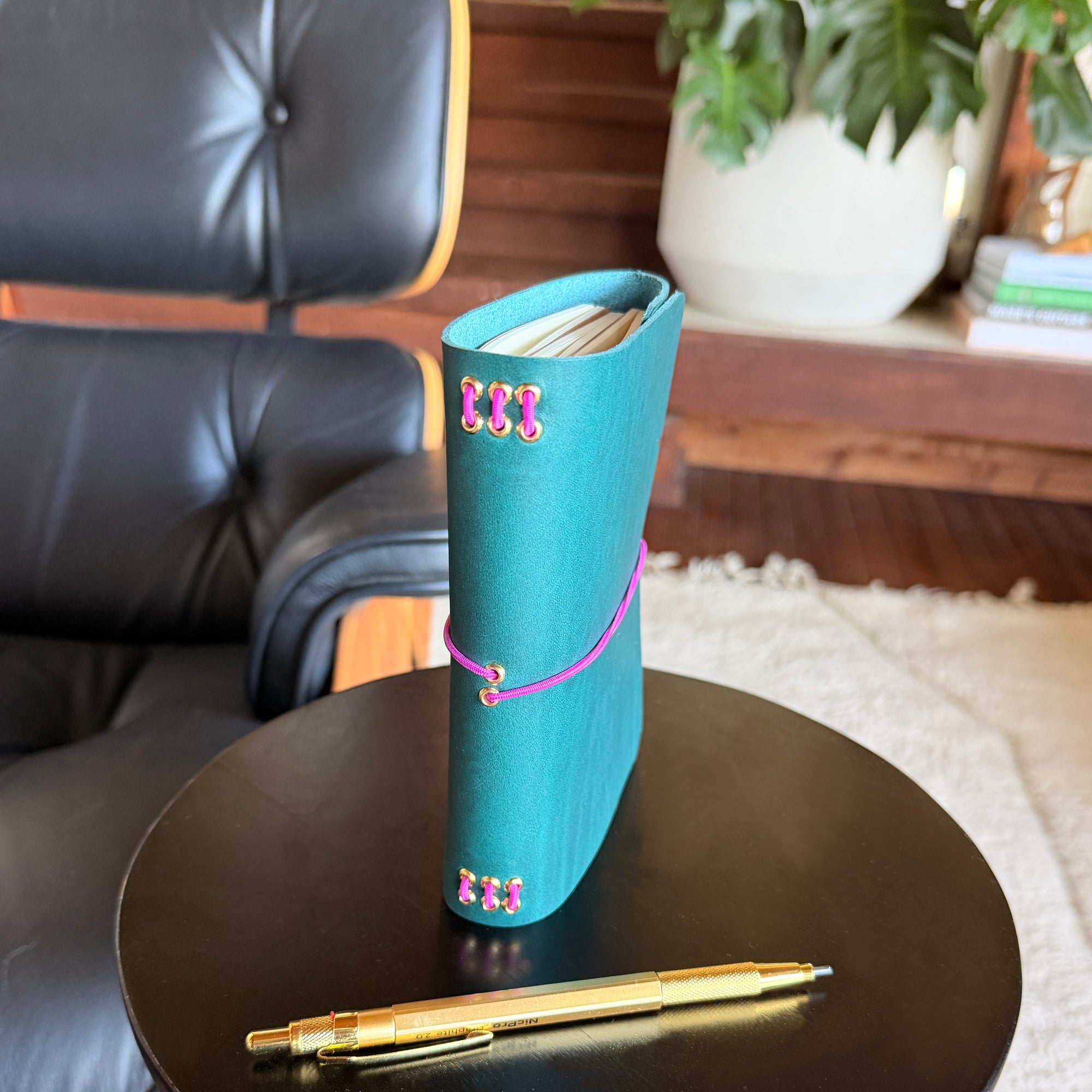 The Bolinas - Handcrafted Italian Leather Traveler's Journals - (Size A6 - 3 Notebooks)